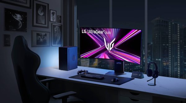 LG UltraGear 45 OLED Gaming Monitor 5K2K 165Hz Curved-31